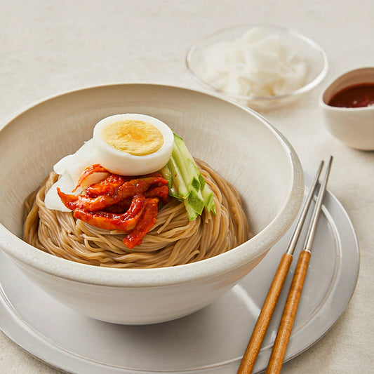 [NEW](2 servings) Spicy cold noodle (Bibim-Naengmyeon) with sun-dried red pepper powder 444g / 0.98lb