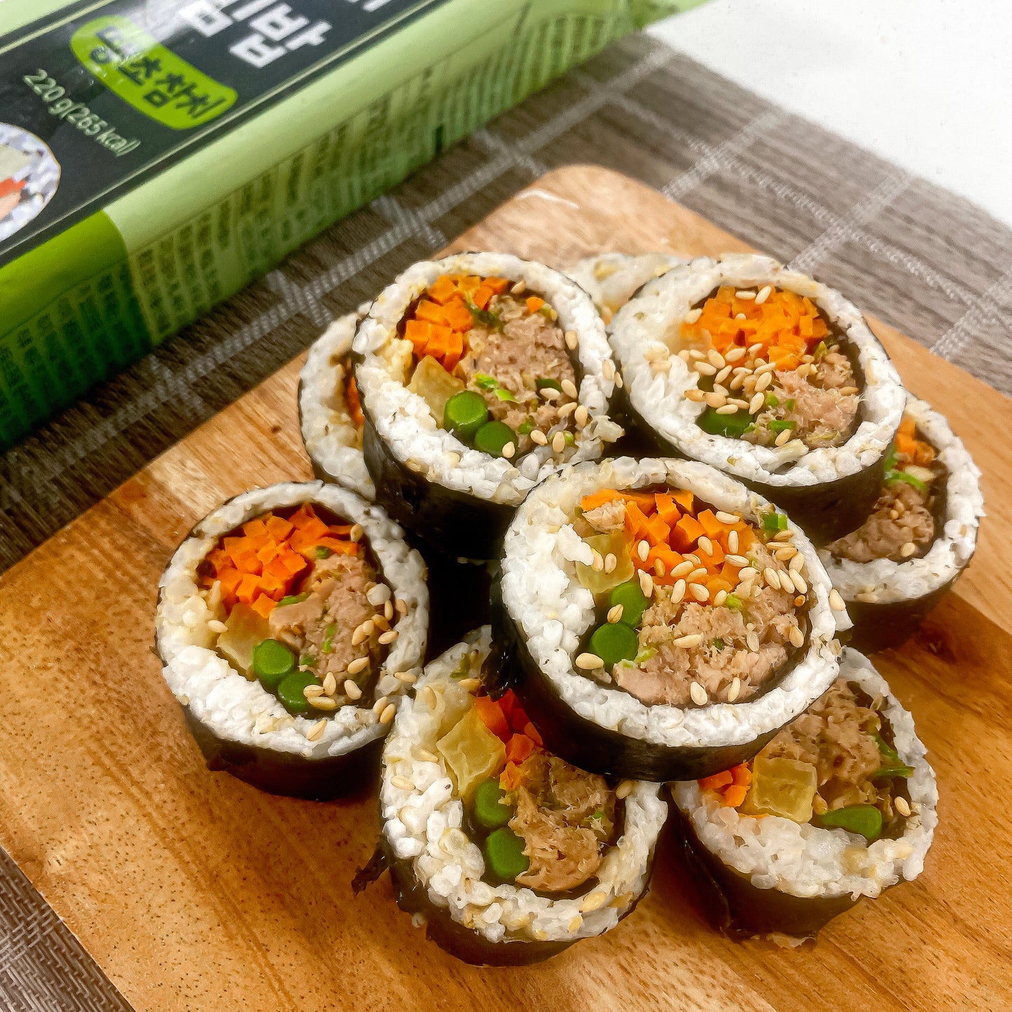Delicious and light diet konjac kimbap(Choose 1 out of 3) 220g / 0.48lb