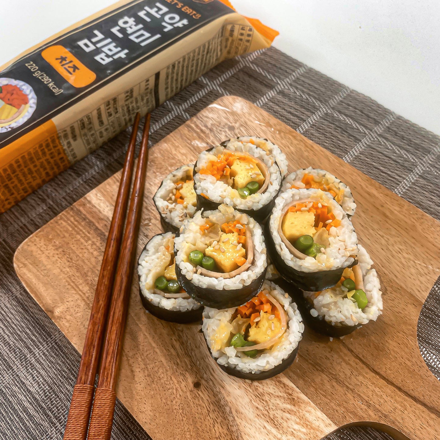 Delicious and light diet konjac kimbap(Choose 1 out of 3) 220g / 0.48lb